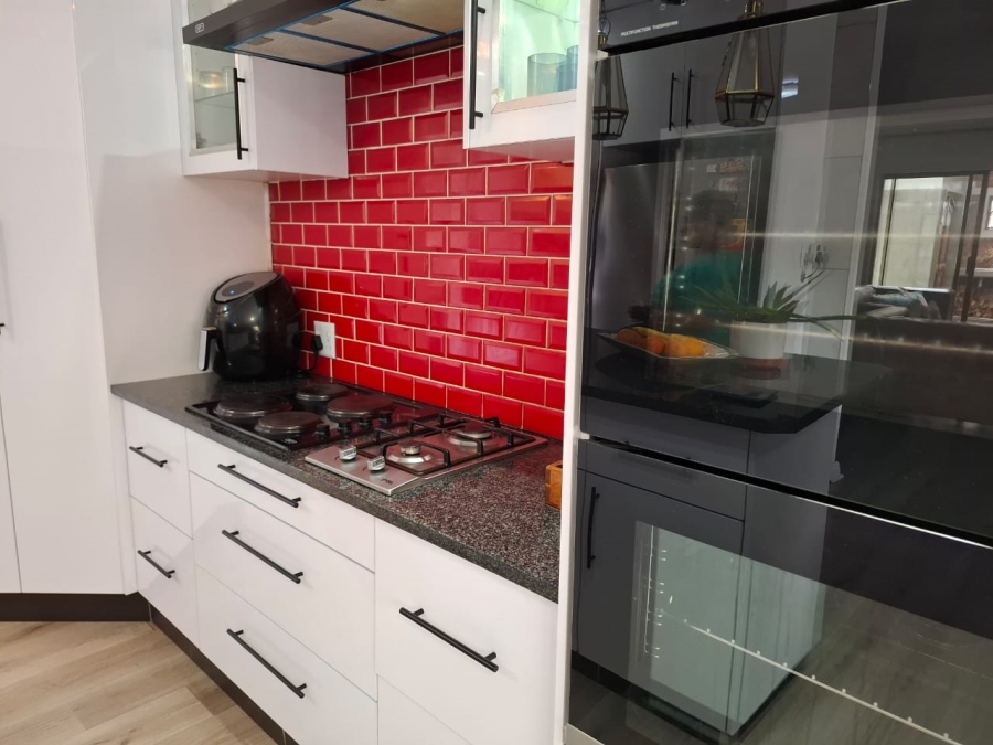 3 Bedroom Property for Sale in Heuwelsig Free State